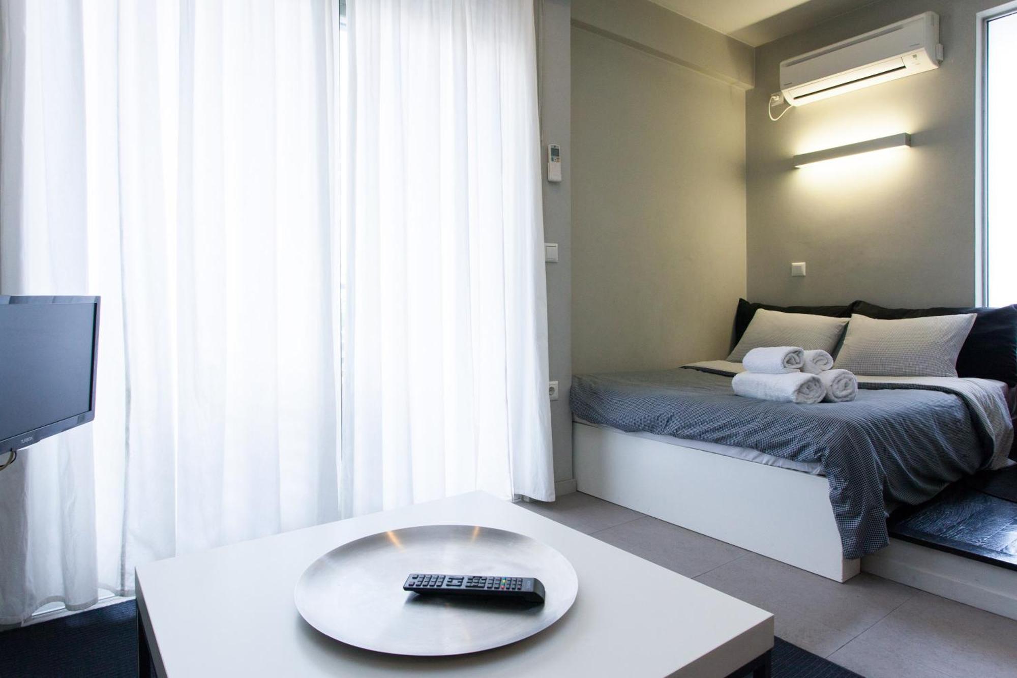 Homz Studios Neapolis Атина Екстериор снимка