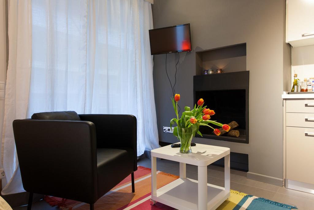 Homz Studios Neapolis Атина Екстериор снимка