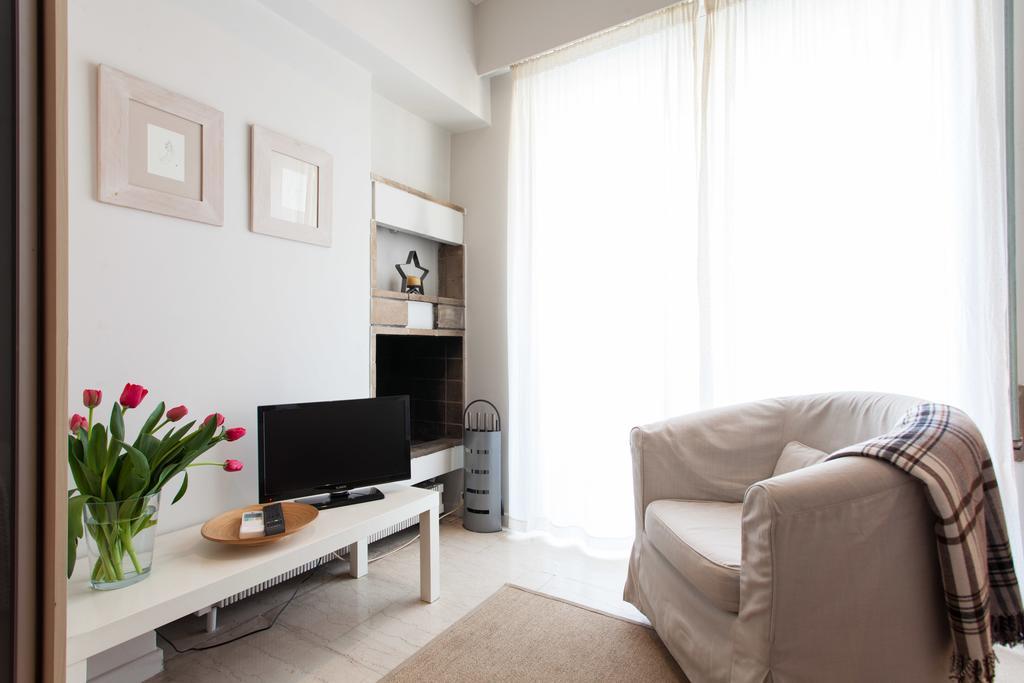 Homz Studios Neapolis Атина Екстериор снимка