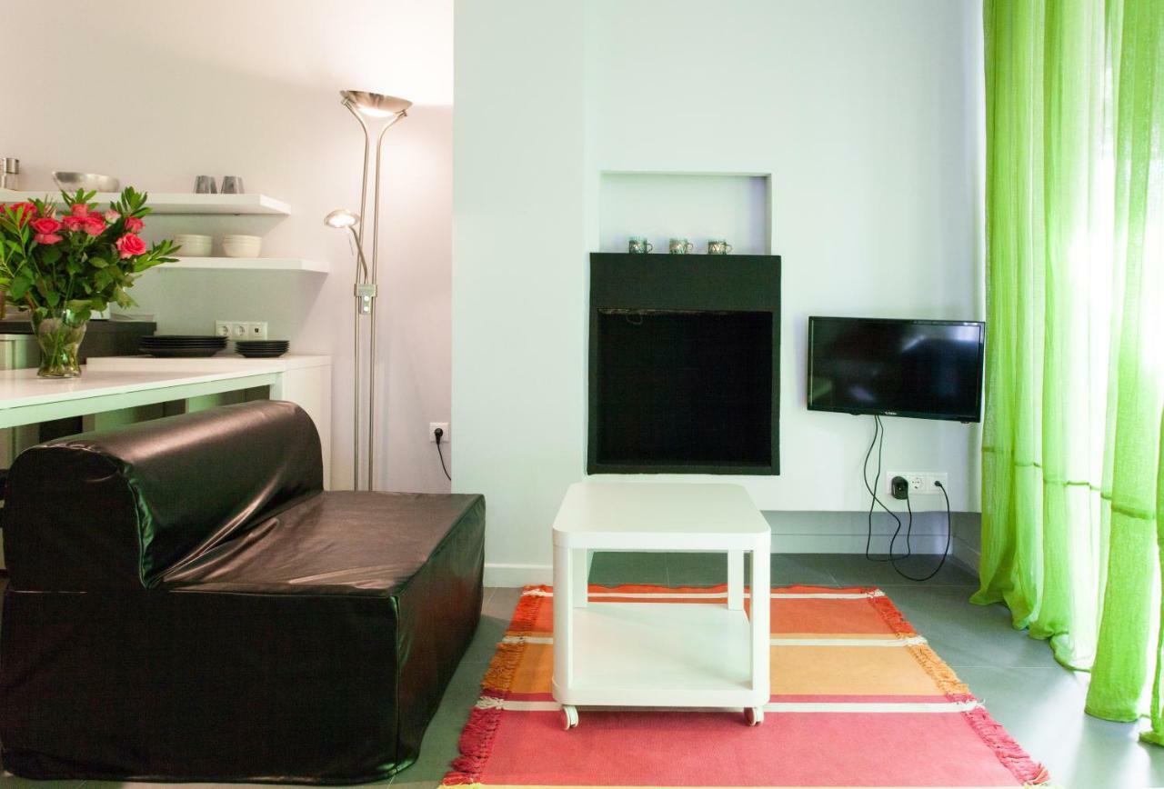 Homz Studios Neapolis Атина Екстериор снимка
